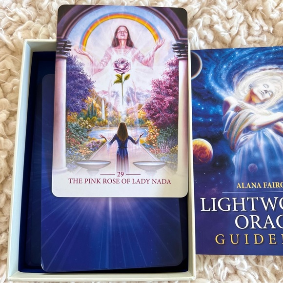 Lightworker Oracle - Picture 3 of 6